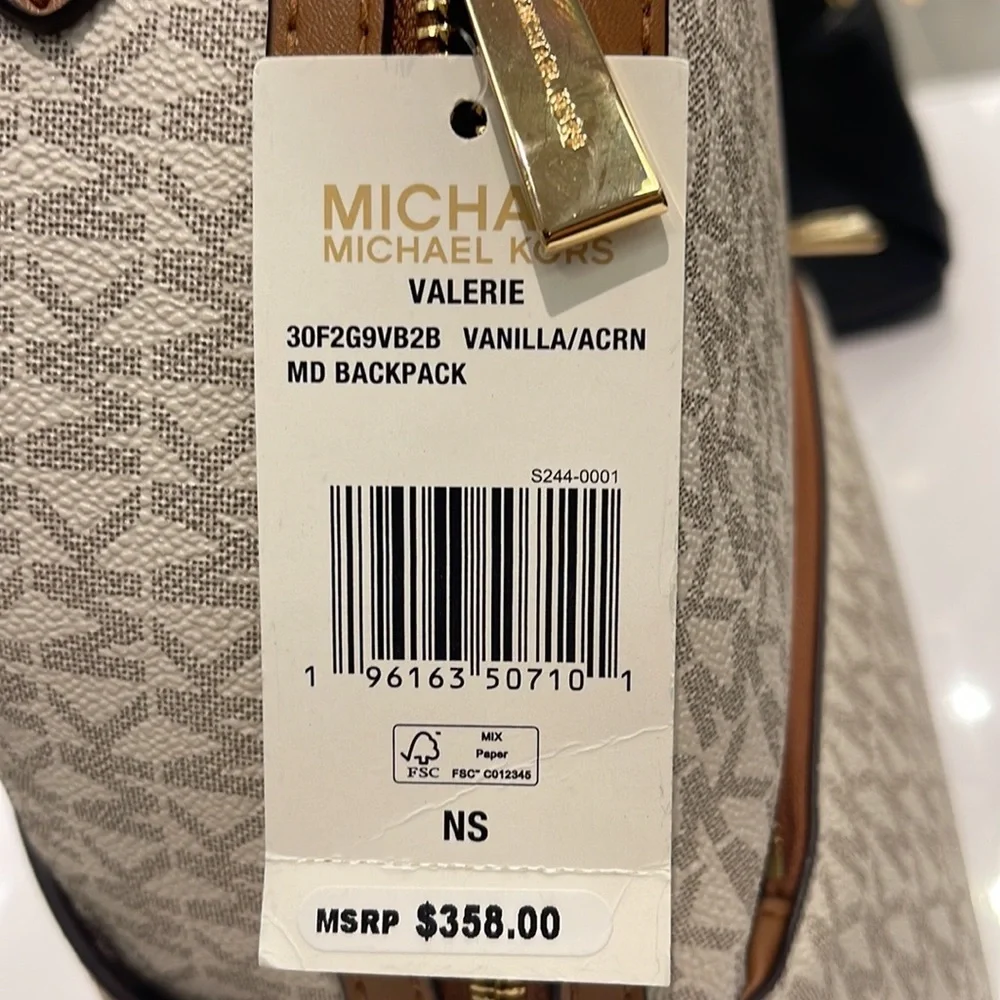 Michael Kors Womens Valerie Medium Logo Backpack 30F2G9VB2B-149 (Vanilla)
NWT - Picture 16 of 16